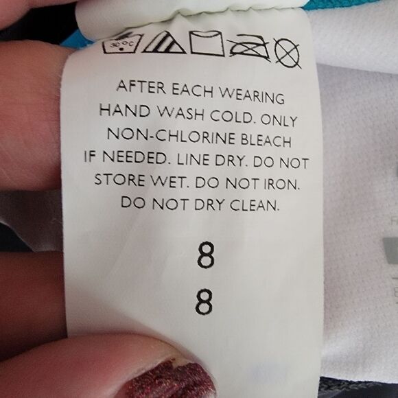 Nike Chevron print one piece swimsuit size 8 - Picture 7 of 8